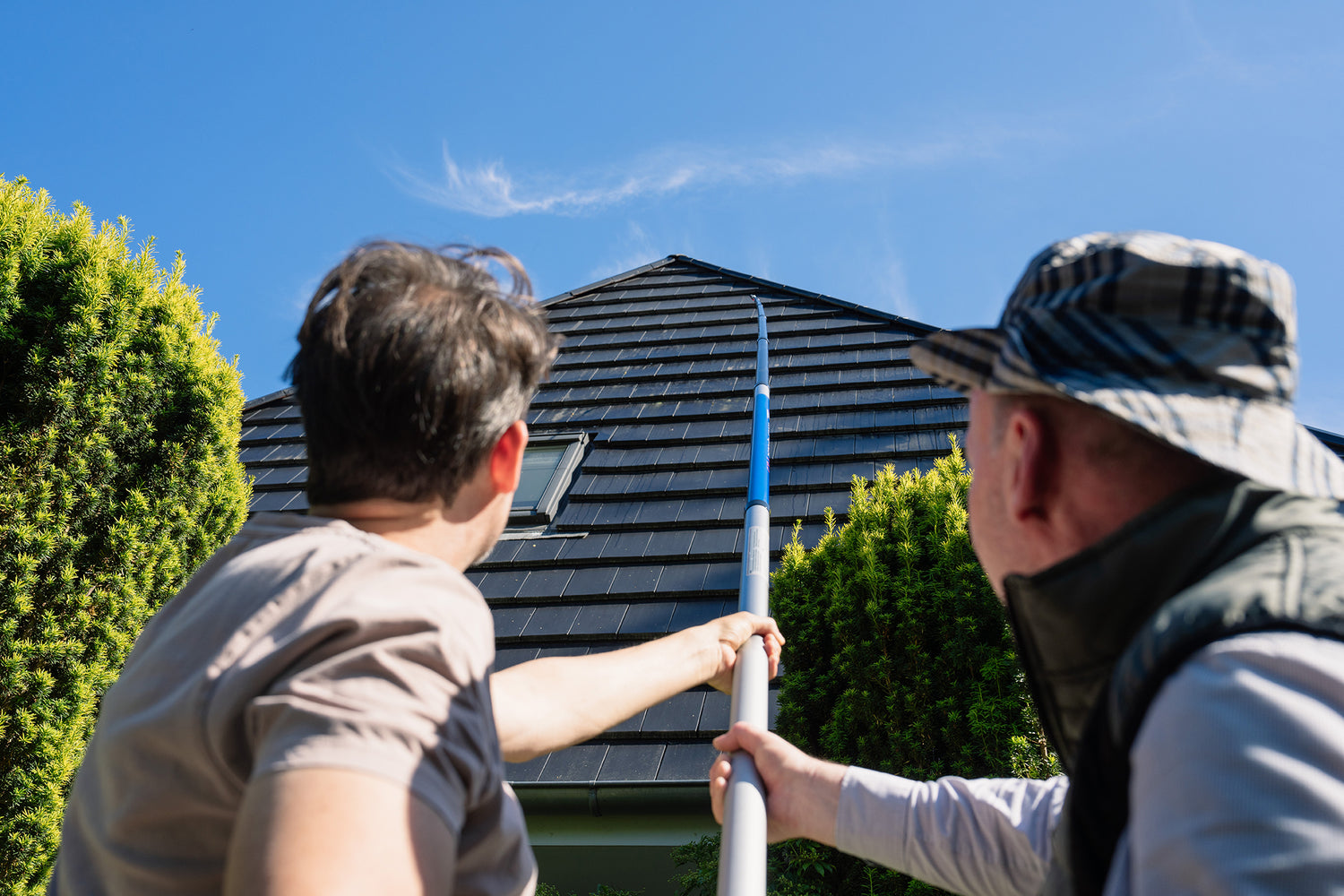 Khawi Teleskoplanze Detailaufnahme Handhabung - Dach & Fassade reinigen